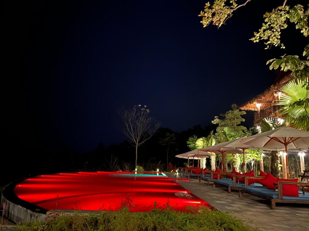 Hotel Amigo Pu Luong Lang Bang Esterno foto